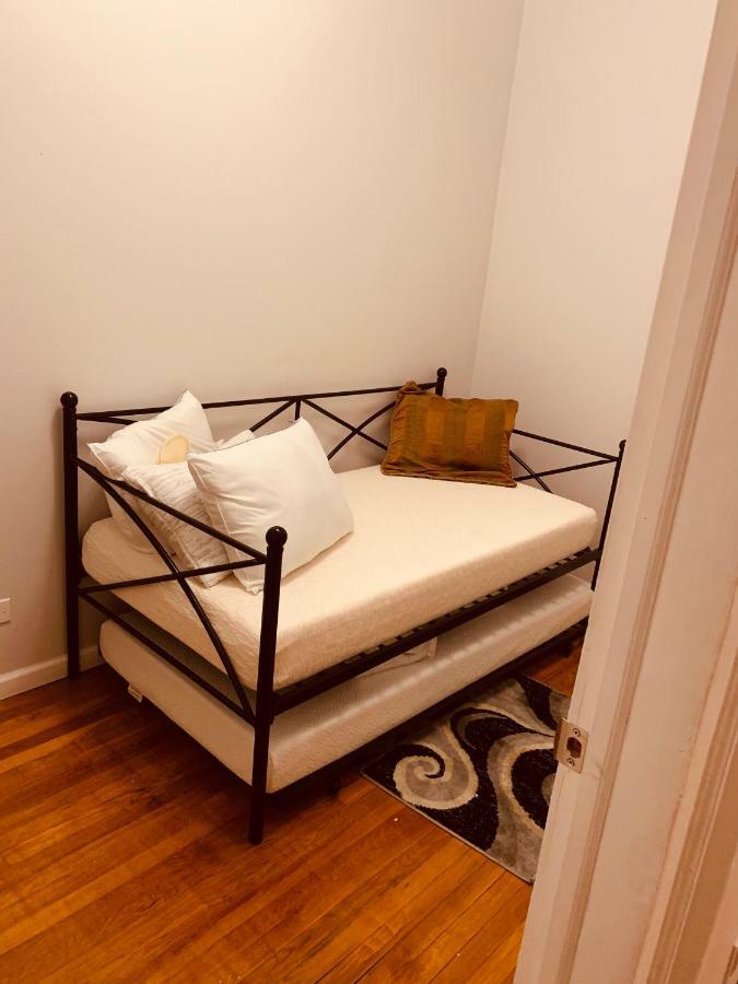 2 Bedroom Classy Brooklyn Apt-10 Mins From Barclays Center! Appartement